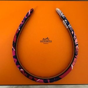 Hermes Head accessory